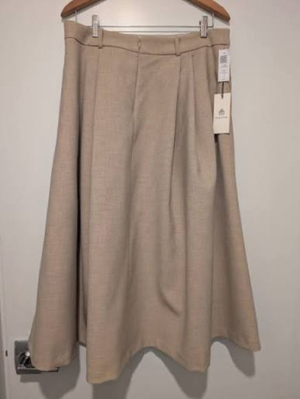 Aritzia Beige Midi Skirt